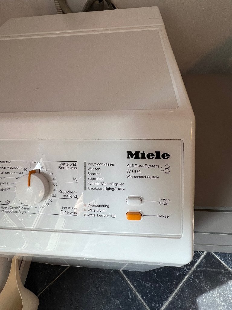 Miele bovenlader wasmachine, 6 tot 8 kg, Ophalen, Zo goed als nieuw, 85 tot 90 cm