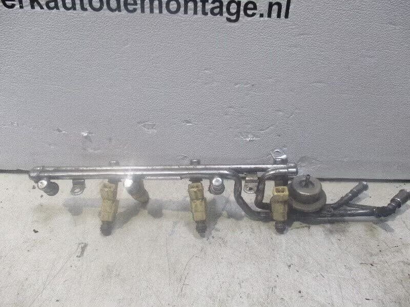 INJECTIEGALERIJ Ford Mondeo I (01-1993/08-1996), Gebruikt, Ophalen of Verzenden, Henry-Ford-Straße 1 50735 Köln, DE, Ford-Werke GmbH