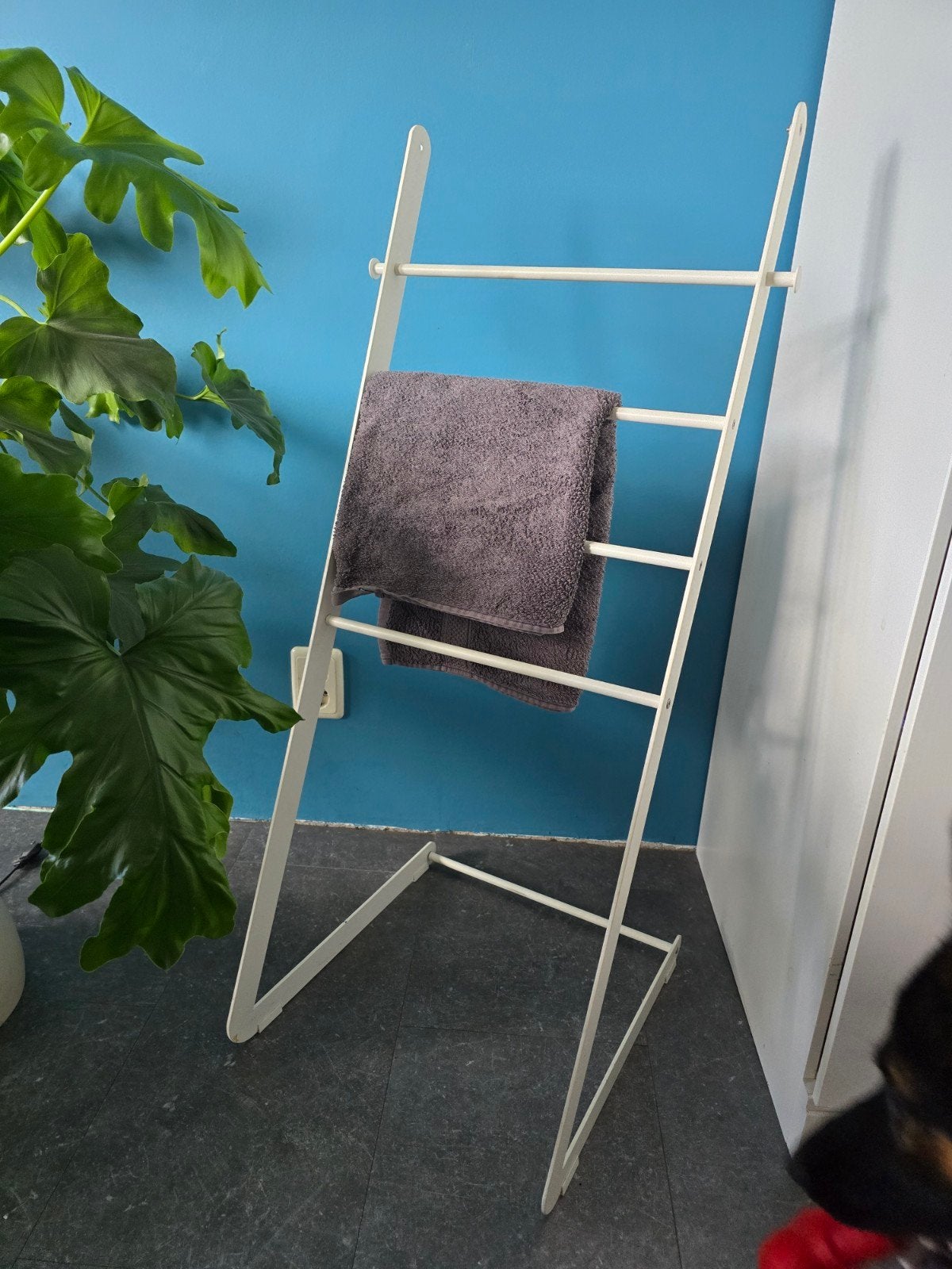 Wit handdoekenrek/ kledingrek van IKEA, Ophalen, Gebruikt, Metaal, Wit