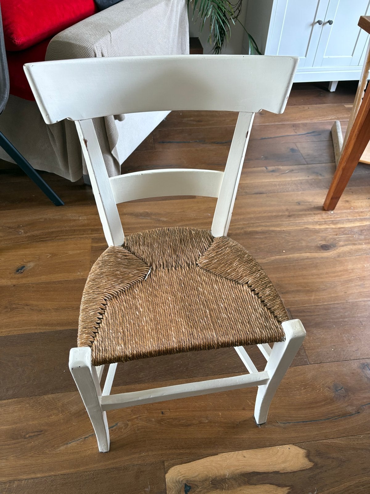 Witte houten stoel met rieten zitting, Huis en Inrichting, Stoelen, Ophalen, Gebruikt, Wit, Eén