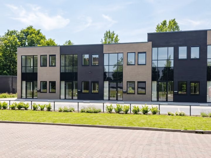 Te Huur: luxe kantoor 140m2 in Hoogeveen - Nieuwbouw, Zakelijke goederen, 140 m², Huur, Bedrijfsruimte