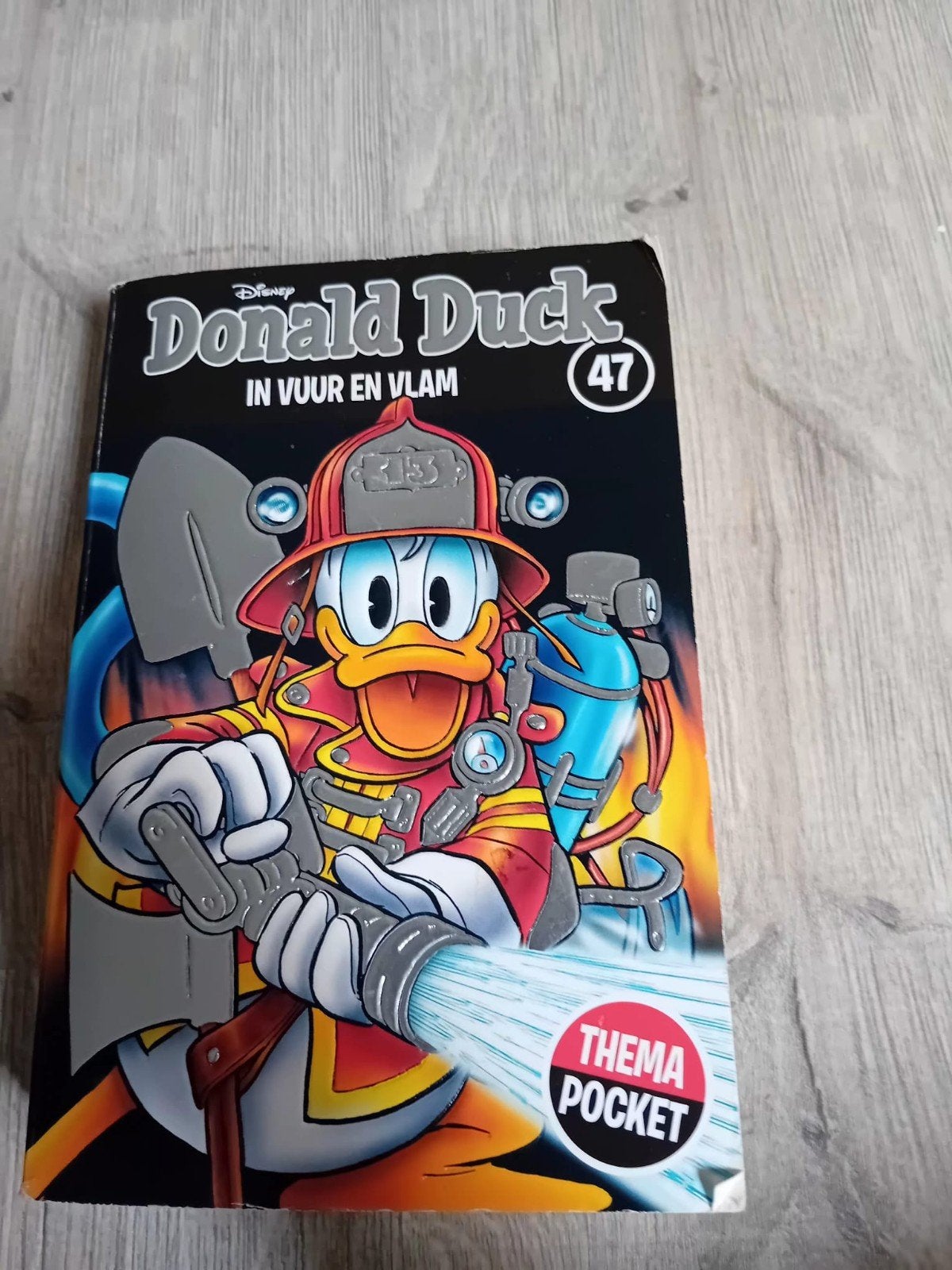 Donald Duck Pocket 47: In Vuur en Vlam, Boeken, Eén stripboek, Ophalen of Verzenden, Gelezen