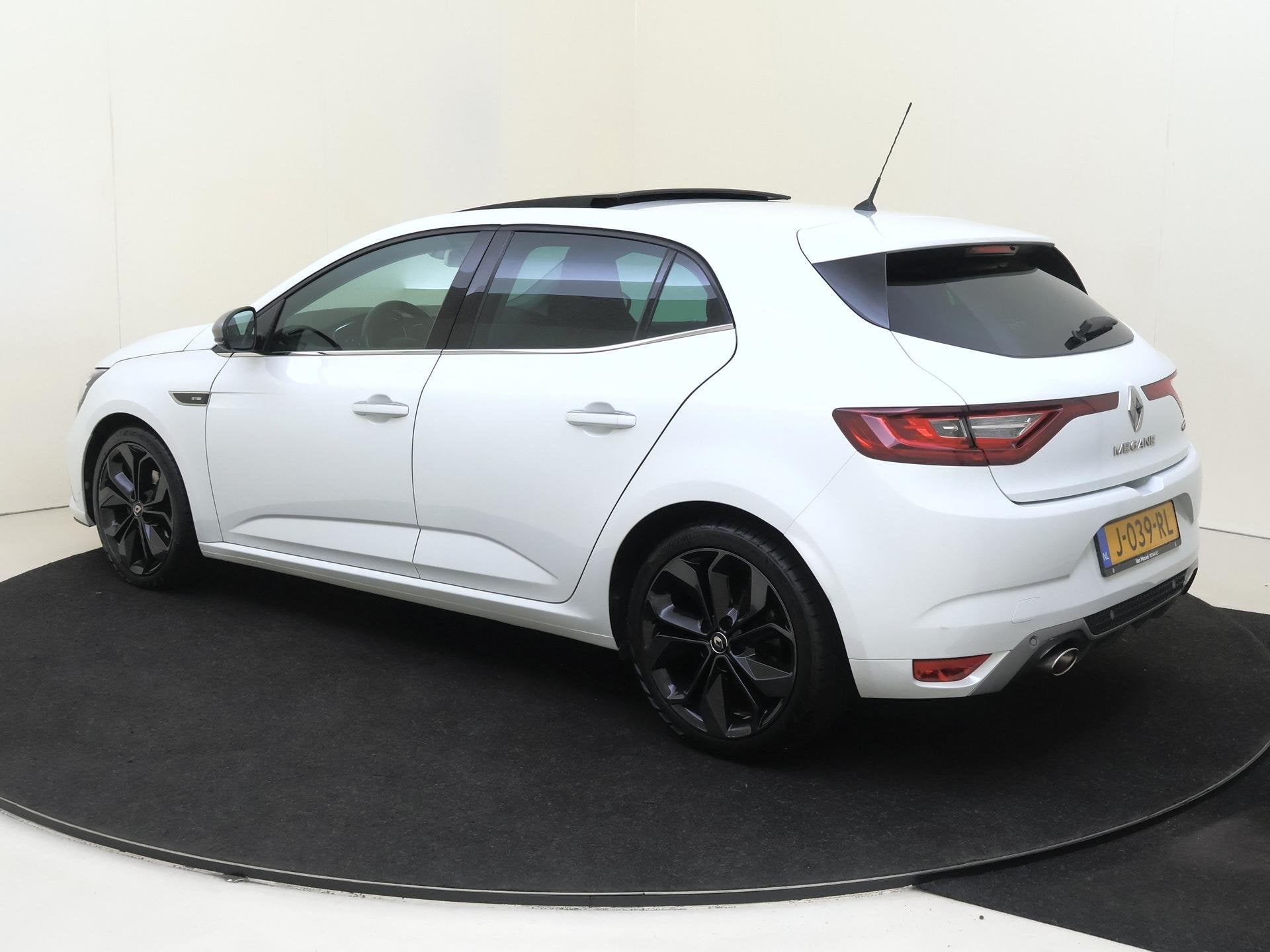 Renault Mégane 1.3 TCe GT-Line | Navigatie | Elektrisch sch, Stof, Gebruikt, Euro 6, 4 cilinders