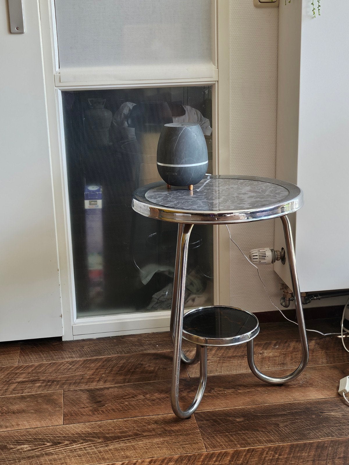 Rooktafel, Minder dan 55 cm, Metaal of Aluminium, Rond, Zo goed als nieuw