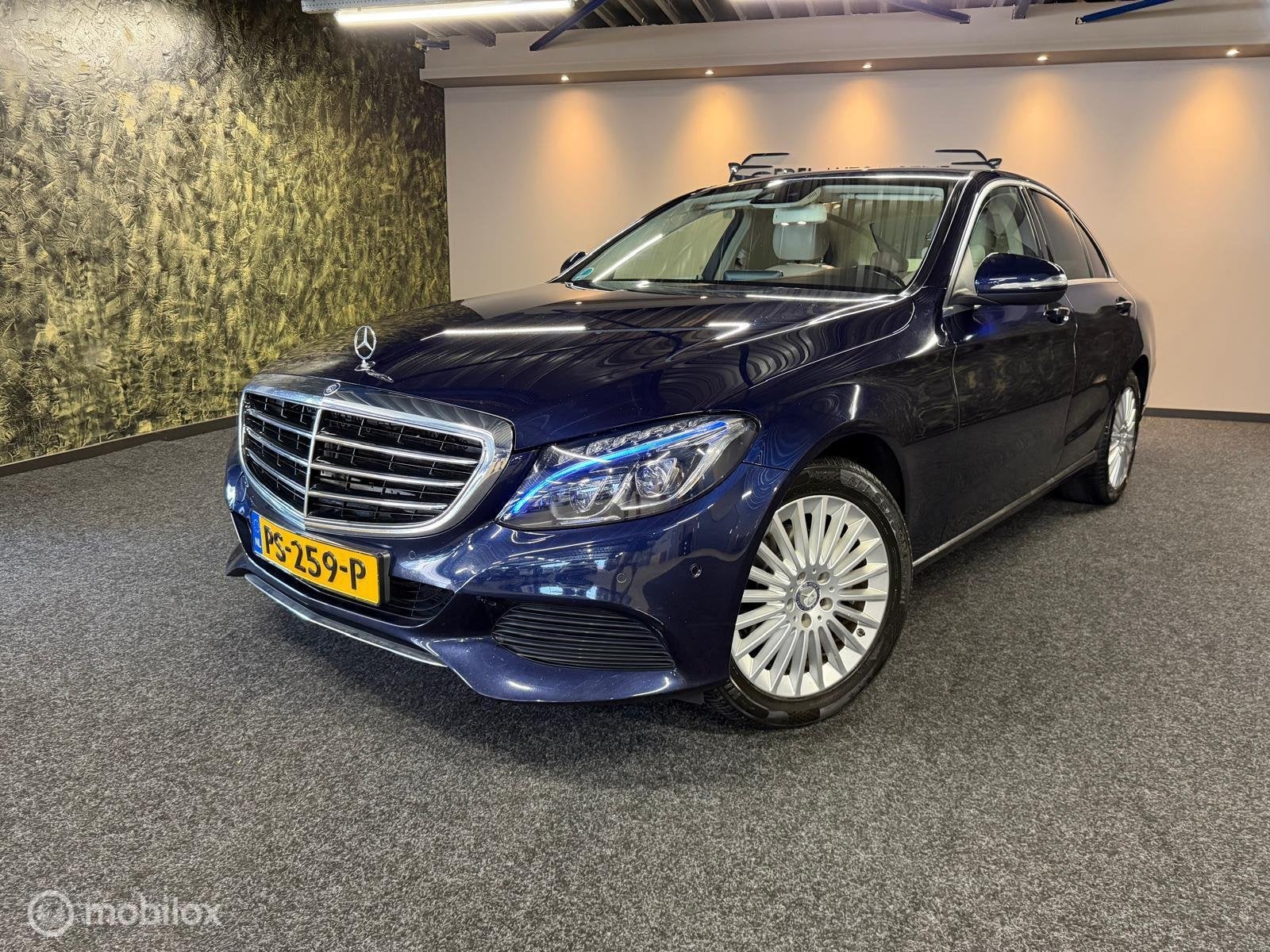 Mercedes C-klasse 180 Prestige-Navi-Automaat-Xenon-Led-Cruis, Auto's, Automaat, Blauw, Bedrijf, 19 km/l