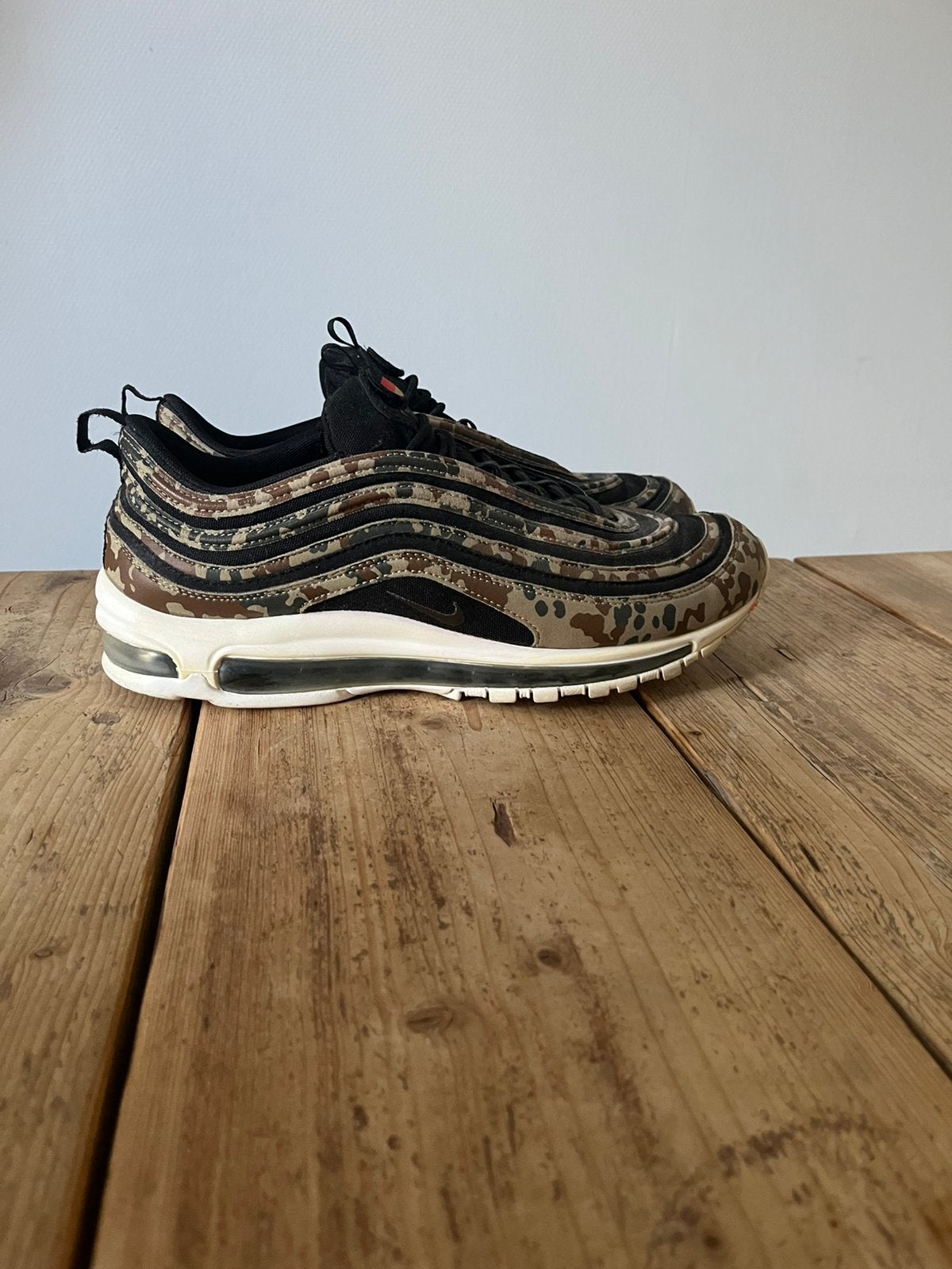 Nike Air Max 97 Camopack Germany maat 45,5 als nieuw, Ophalen of Verzenden, Zo goed als nieuw, Overige kleuren, Sneakers of Gympen