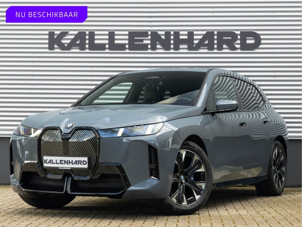 BMW iX xDrive60 112kWh - M-Sport - Trekhaak - ACC - M-Zetels, Auto's, BMW, Bedrijf, Te koop, iX, 4x4, ABS, Achteruitrijcamera