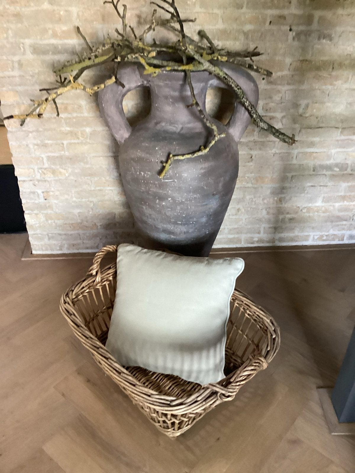 Decoratieve rieten mand voor een landelijk interieur, Ophalen, Gebruikt, Gevlochten, Mand
