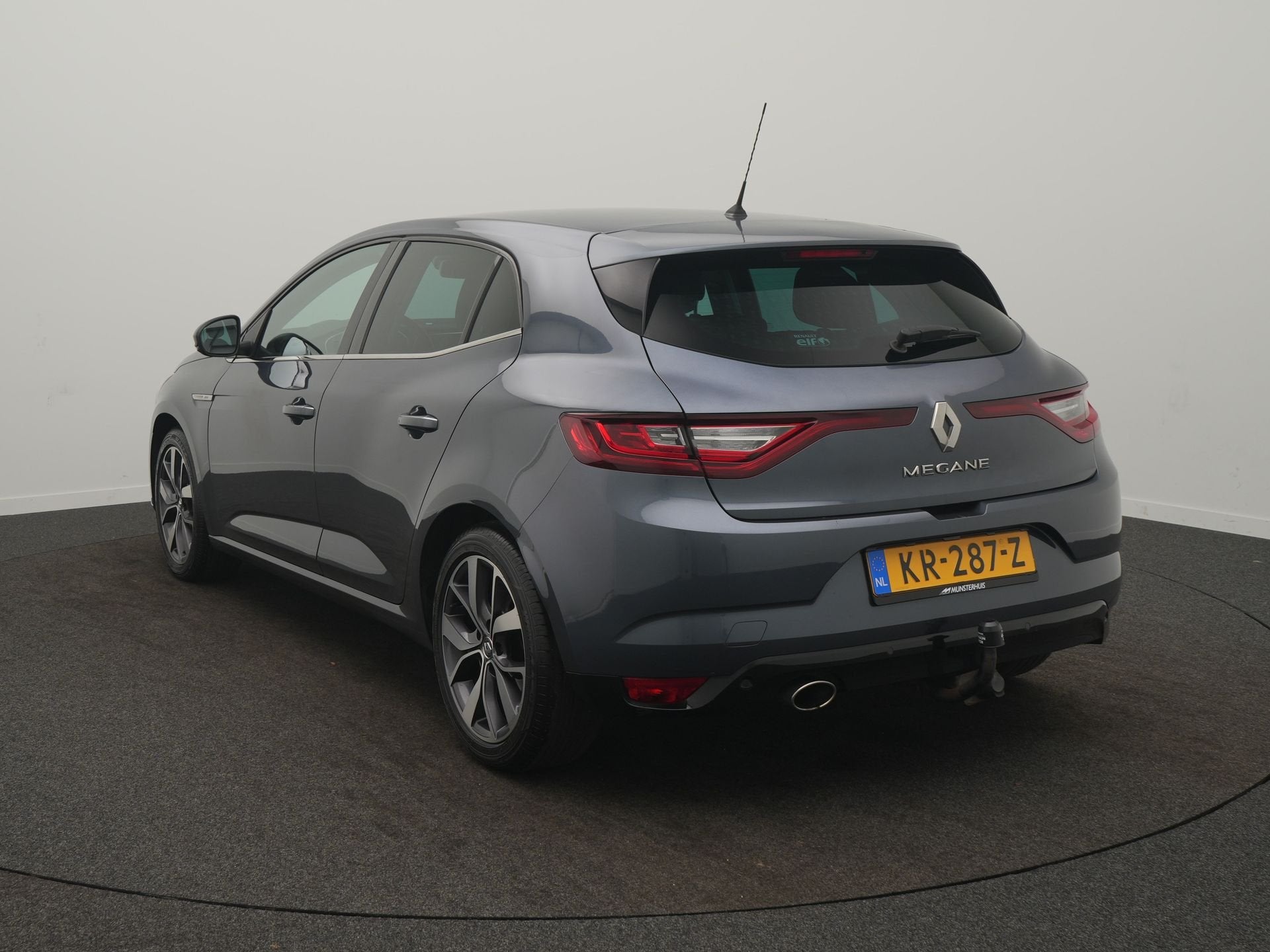 Renault Mégane TCe 130 Bose - RIJKLAARPRIJS - Trekhaak - He, Voorwielaandrijving, 12 maanden, Gebruikt, 4 cilinders