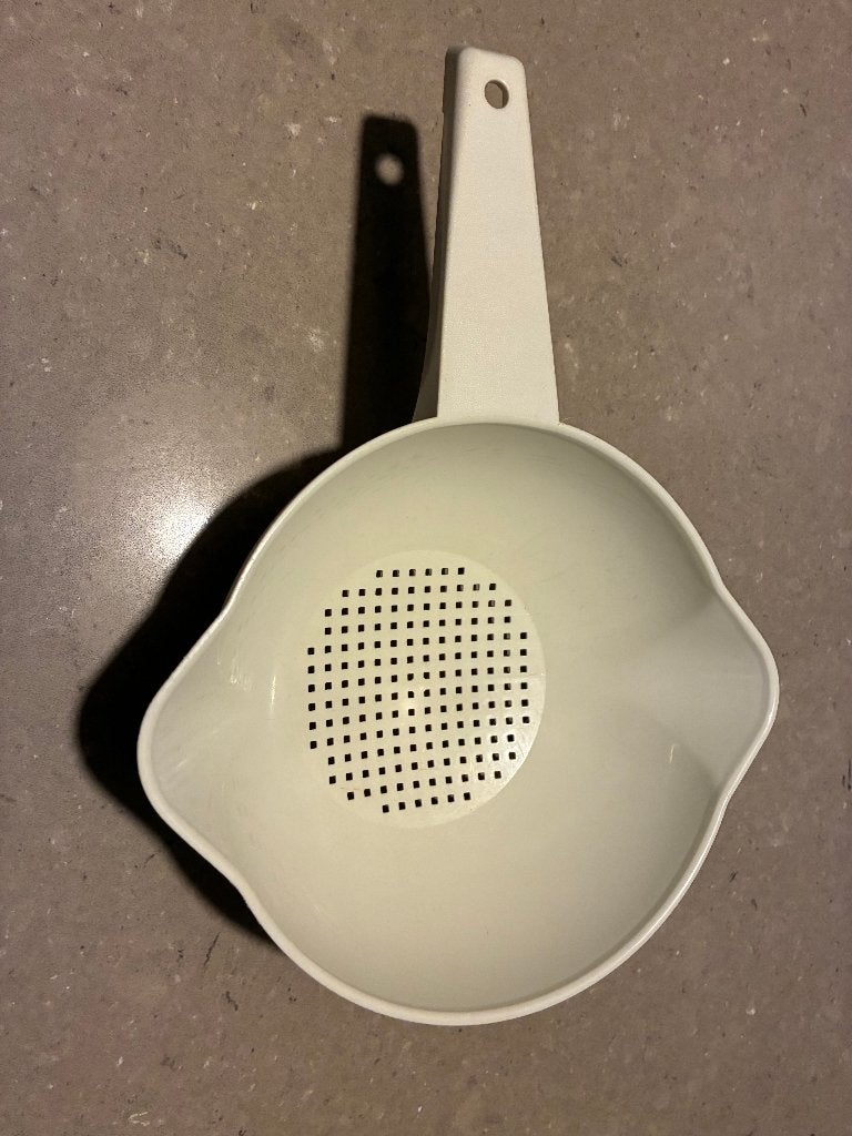 Tupperware vergiet met handvat - Crème, Gebruikt, Overige typen, Ophalen of Verzenden, Crème