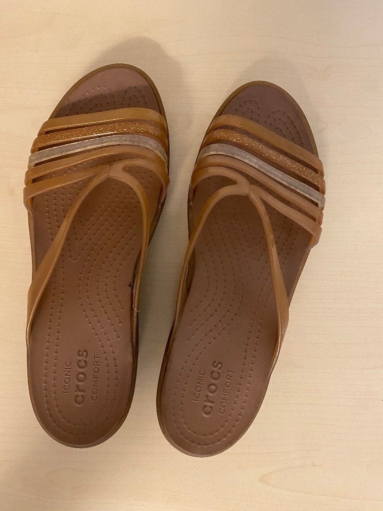 Crocs, Strand Slippers / Sandalen, Maat EU 36, US W6, Verzenden, Beige, Sandalen of Muiltjes, Zo goed als nieuw