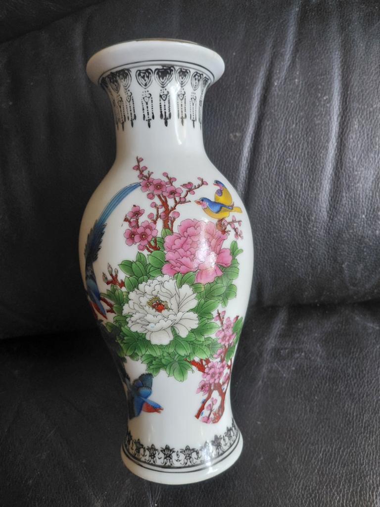 Antieke Chinese vaas met bloemen en vogels, Ophalen of Verzenden