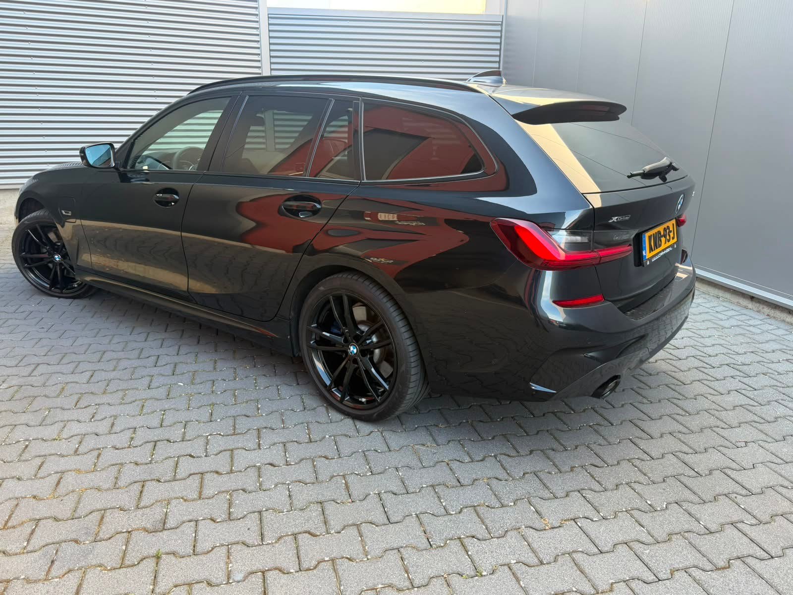 Foto 5 van BMW 3-serie Touring 330e xDrive High Executive LASER PANO 36