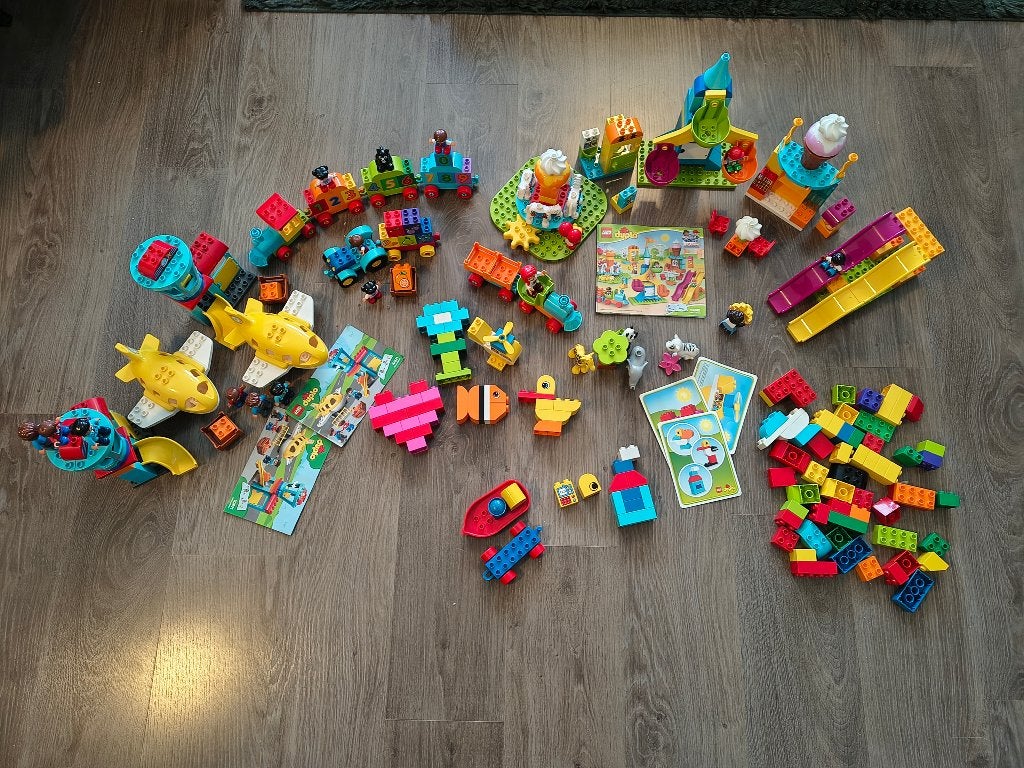 LEGO DUPLO partij (Grote Kermis, Vliegveld,dieren en meer), Overige thema's, Overige typen, Ophalen of Verzenden, Zo goed als nieuw