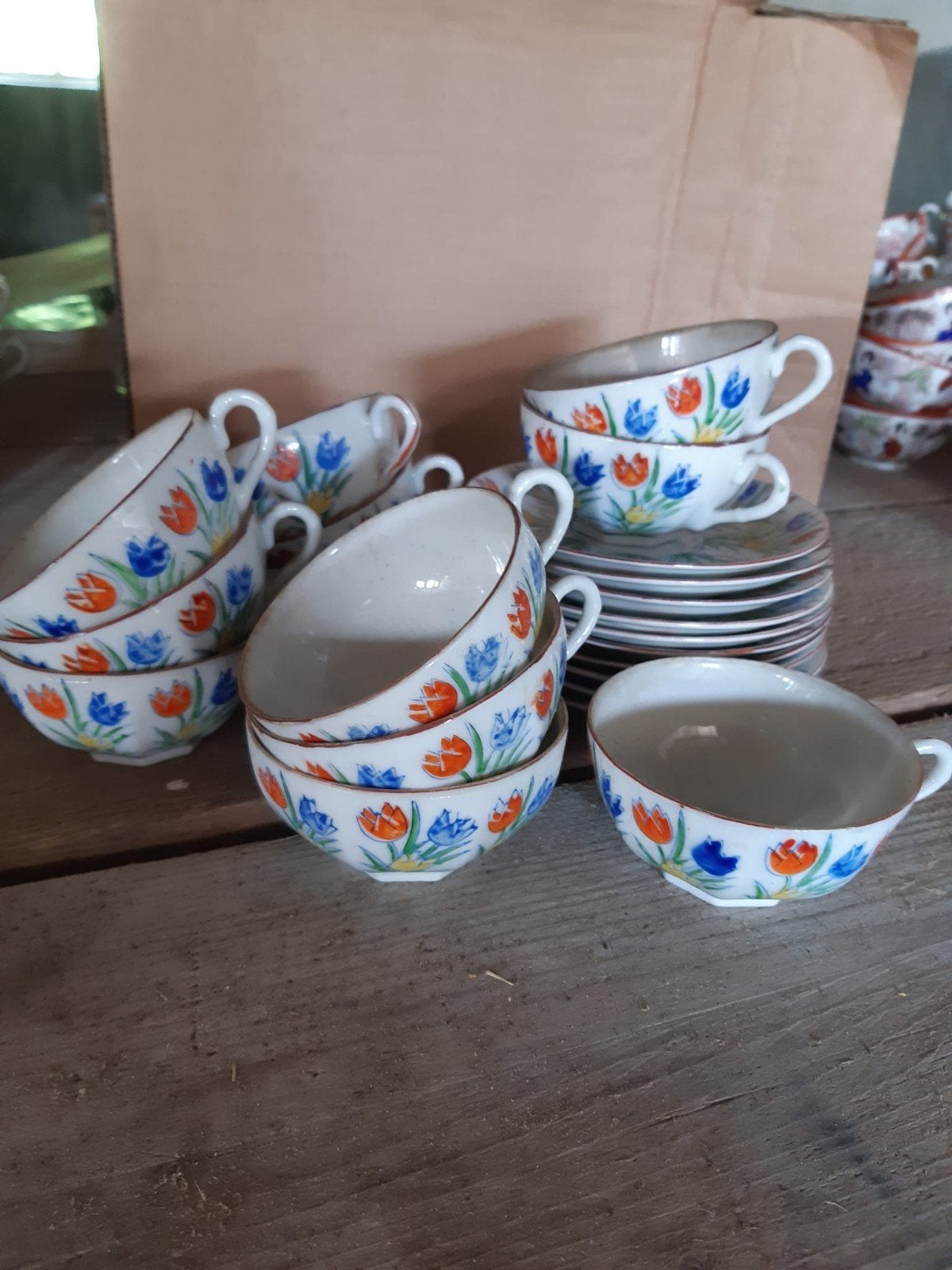 Kopjes met schotels, Antiek en Kunst, Antiek | Servies compleet, Ophalen of Verzenden