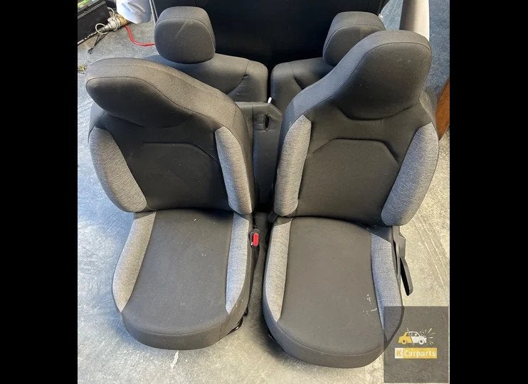 Toyota Aygo X stoelen set bekleding hoogte verstelbaar, Auto-onderdelen, Info@toyota.co.jp, Gebruikt, Toyota Motor Corporation