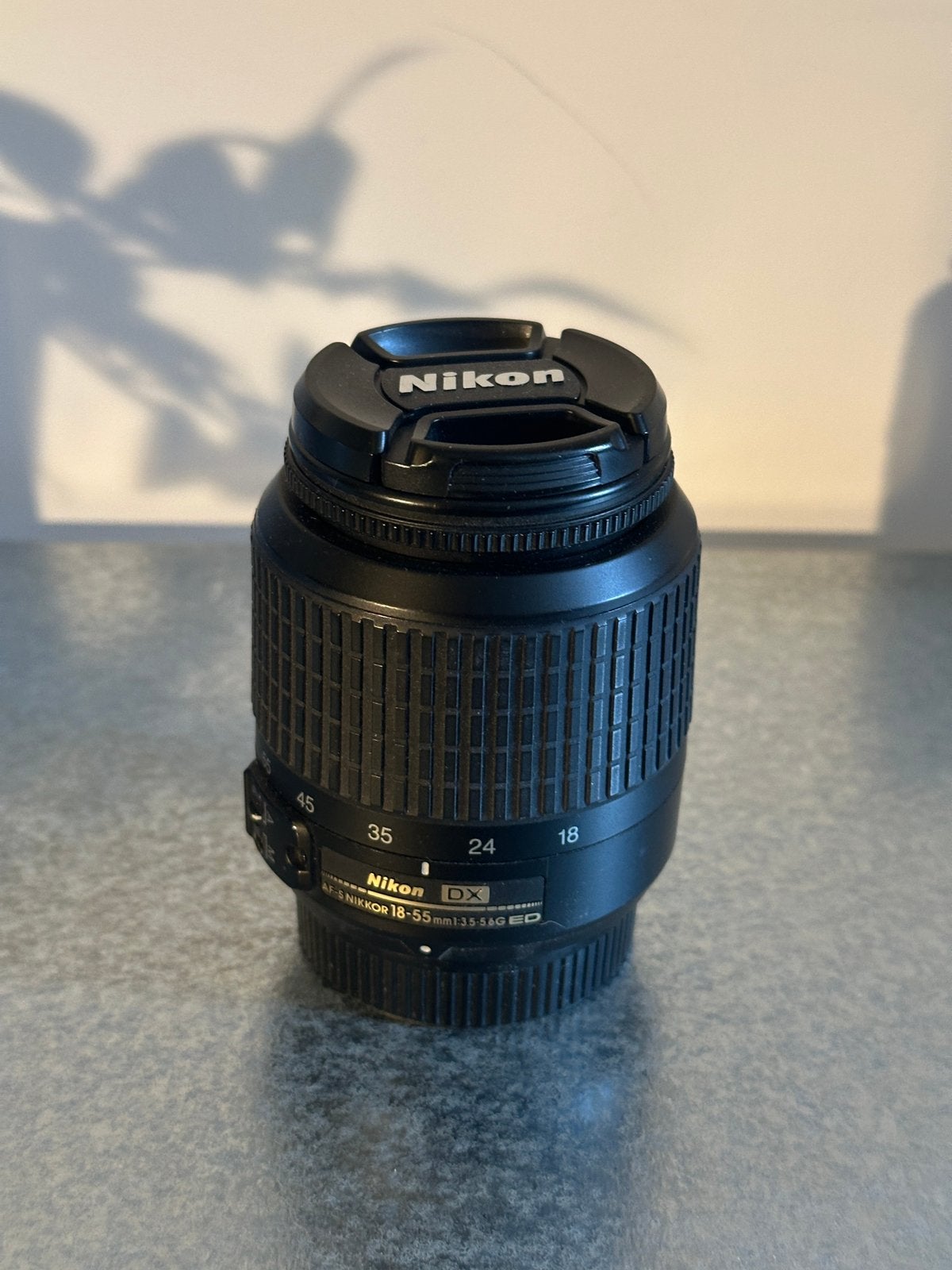 Nikon AF-S 18-55mm F3.5-5.6, Audio, Tv en Foto, Ophalen of Verzenden, Gebruikt, Standaardlens