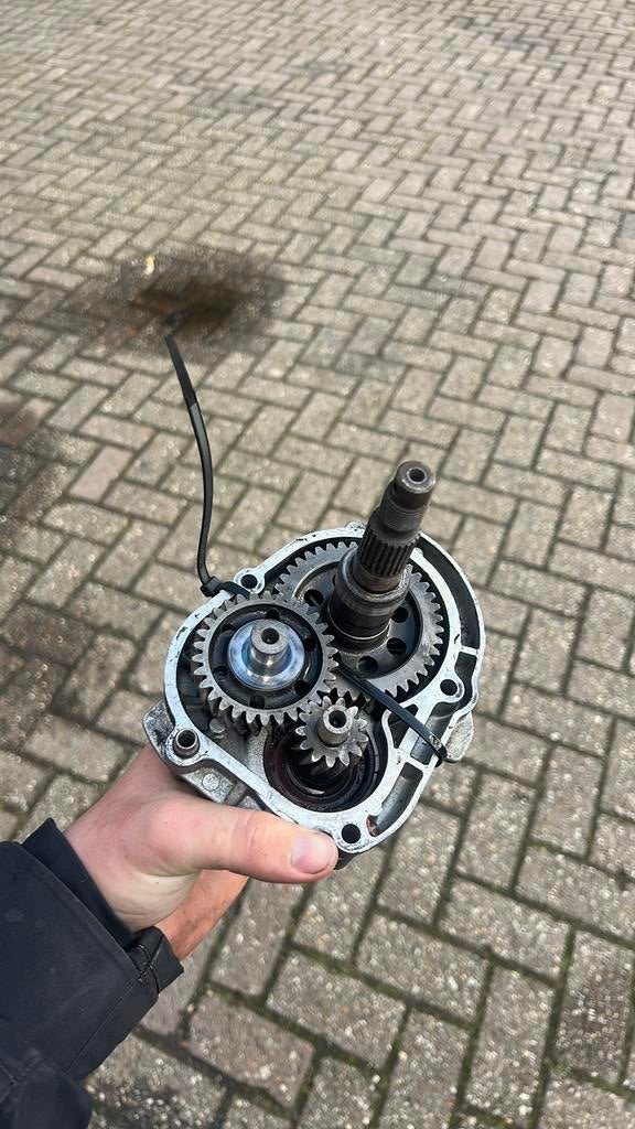 150cc vertanding, Ophalen of Verzenden, Zo goed als nieuw, Blok, Piaggio