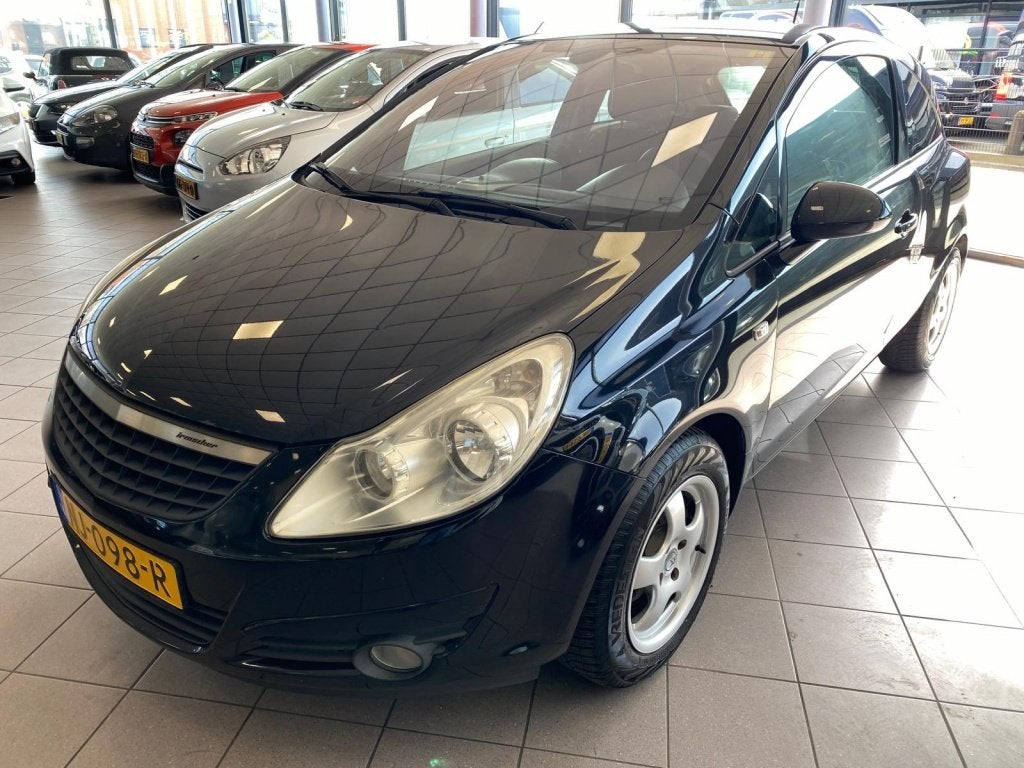 Opel Corsa 1.4-16V Edition NAVI APK 07-26 BJ 2009 !, Voorwielaandrijving, 4 cilinders, Zwart, Bedrijf