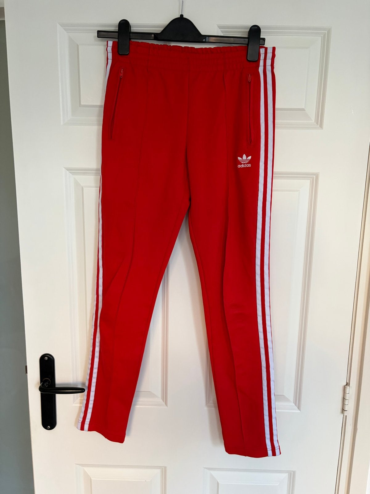 Adidas Primeblue rode trainingsbroek - Maat XS, Ophalen of Verzenden, Maat 34 (XS) of kleiner, Lang, Gedragen