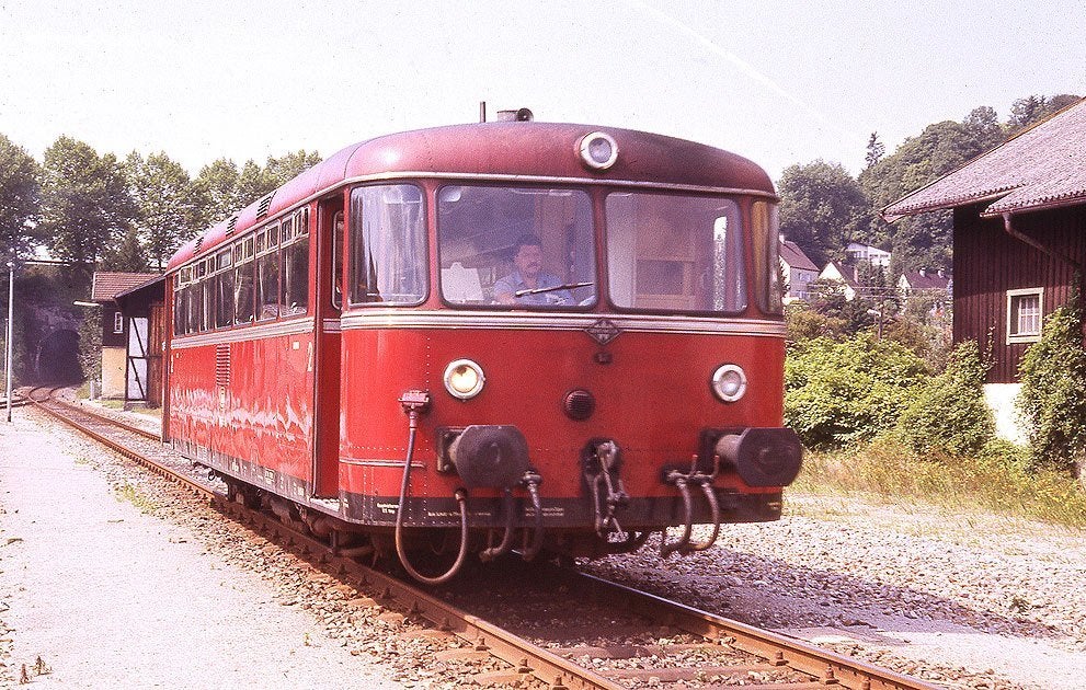 MARKLIN 3016 DB 800 K: Duitse RAILBUS type 795 ; 2 er van, Wisselstroom, Locomotief, Ophalen of Verzenden, Zo goed als nieuw