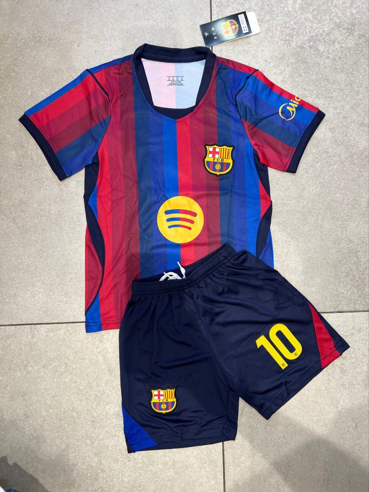 FC Barcelona Thuisshirt en Broekje Lamine Yamal #10, Meerkleurig, Nieuw, Overige maten, Ophalen of Verzenden
