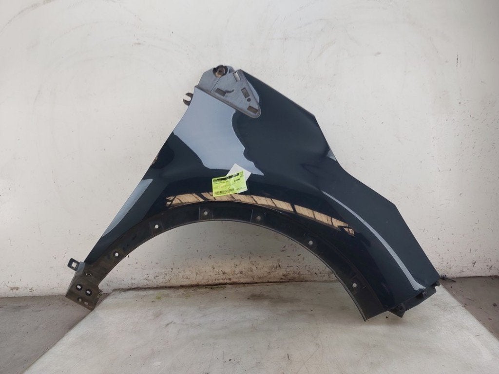 Spatbord Rechts Voor Renault Captur I (2R) 2014 631005737R, Gebruikt, Renault Deutschland AG, Dialog.deutschland@renault.de, Peter-Huppertz-Straße 5, Köln 51063, , Duitsland