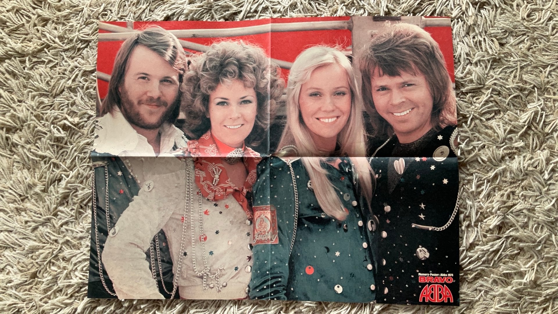 Nostalgische ABBA Poster Uit De Duitse Bravo, Verzamelen, Ophalen of Verzenden, Zo goed als nieuw, Poster, Artwork of Schilderij
