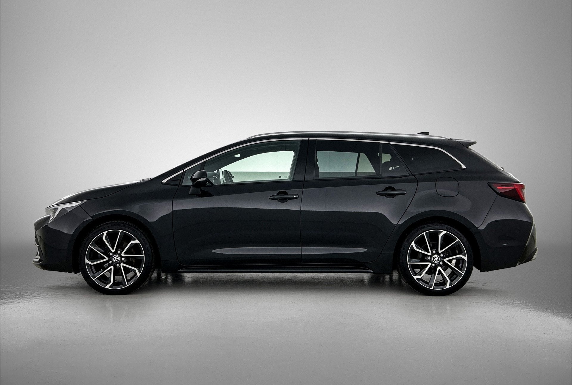 Toyota Corolla Touring Sports Hybrid 200 Executive | BTW voe, Auto's, 450 kg, Gebruikt, 4 cilinders, Corolla