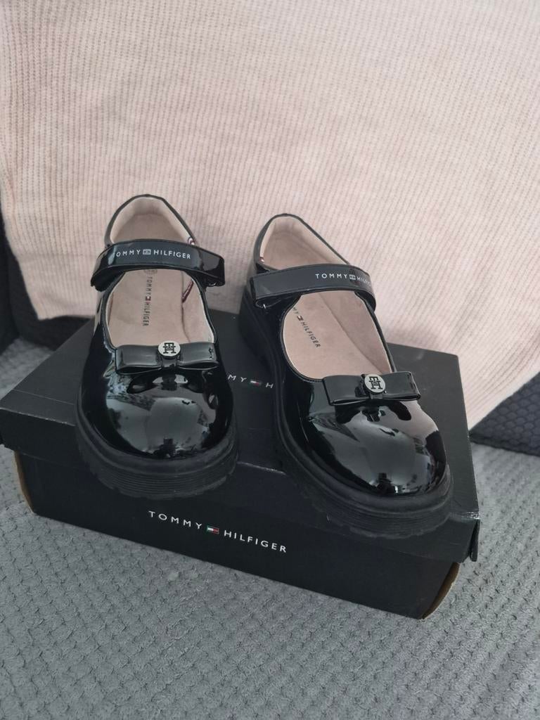 Tommy Hilfiger Zwarte Lakleren Ballerina's Maat 38, Kleding | Dames, Schoenen, Ophalen of Verzenden
