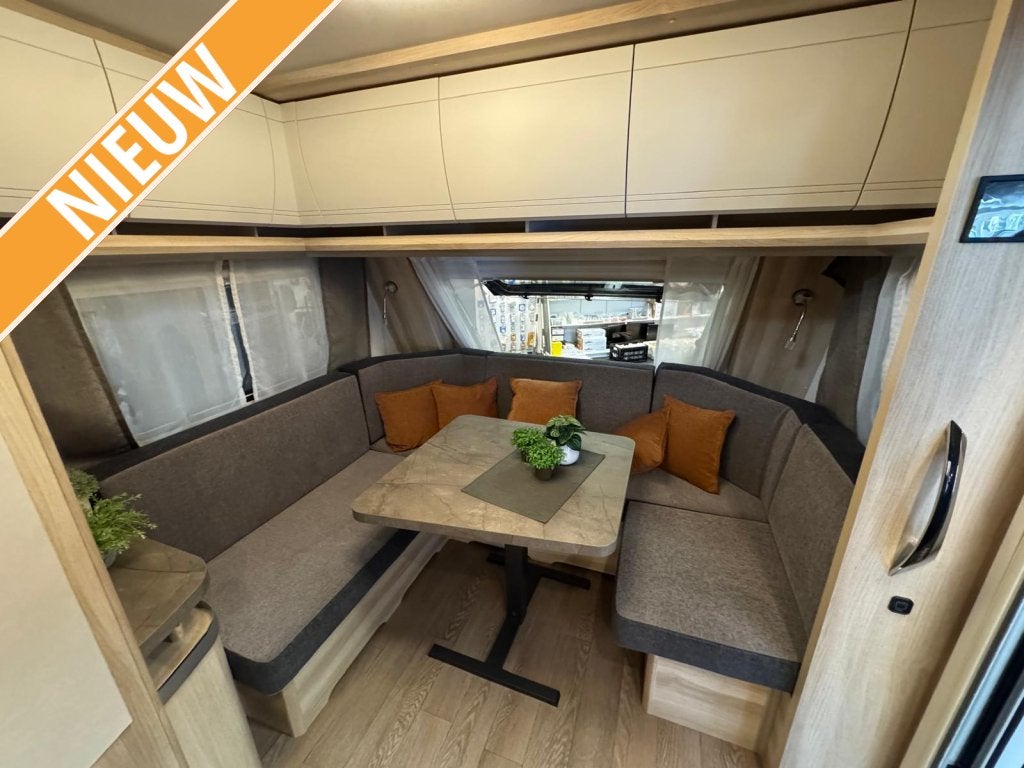 Hobby De Luxe 460 LU ACTIEPRIJS!, Caravans en Kamperen, Rondzit, Hobby, Bedrijf, Ringverwarming