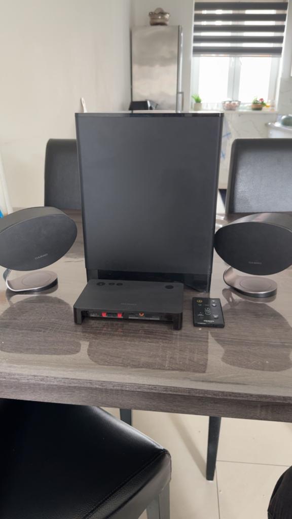 Onkyo 2.1 Speakerset met Subwoofer en Afstandsbediening, Audio, Tv en Foto, Luidsprekers, Overige merken, Gebruikt, Verzenden