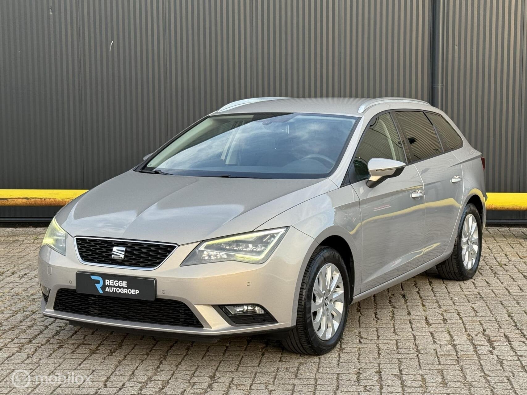 Seat Leon ST 1.2 TSI Style PDC | CLIMA | CRUISE | UNIEK, Auto's, Seat, Voorwielaandrijving, Gebruikt, 4 cilinders, Leon