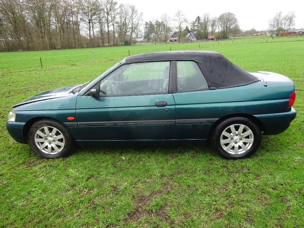 Ford Escort 1.6 I Cabrio 1999 Groen, Auto's, Voorwielaandrijving, Escort, Stof, 4 cilinders