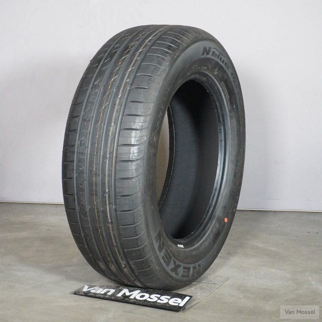 Nexen Nblue HD Plus 215/60/R16 95V, -, Ophalen of Verzenden, Band(en), Zomerbanden