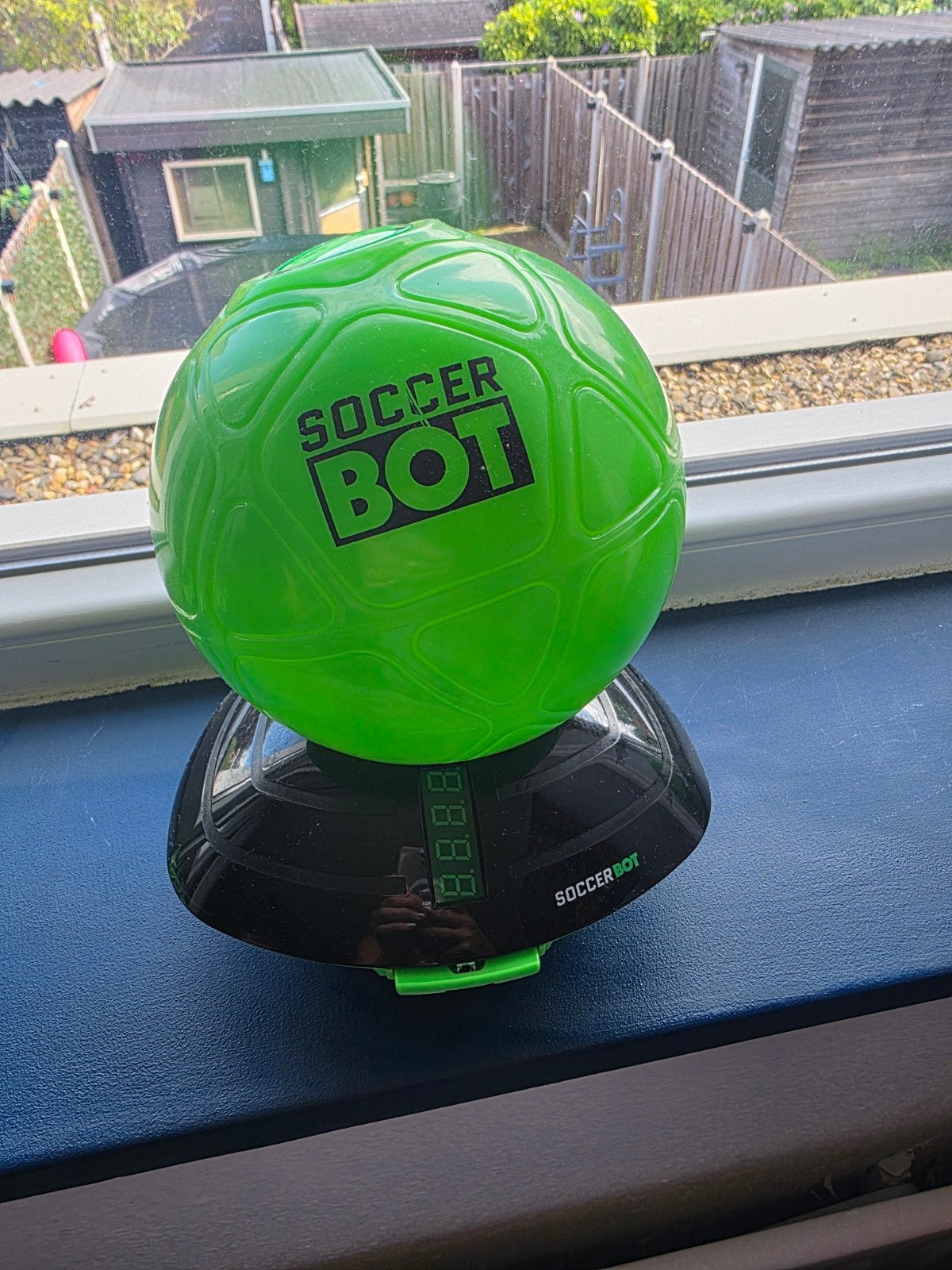 Soccerbot - Interactieve voetbaltrainer, Sport en Fitness, Voetbal, Ophalen, Gebruikt, Bal