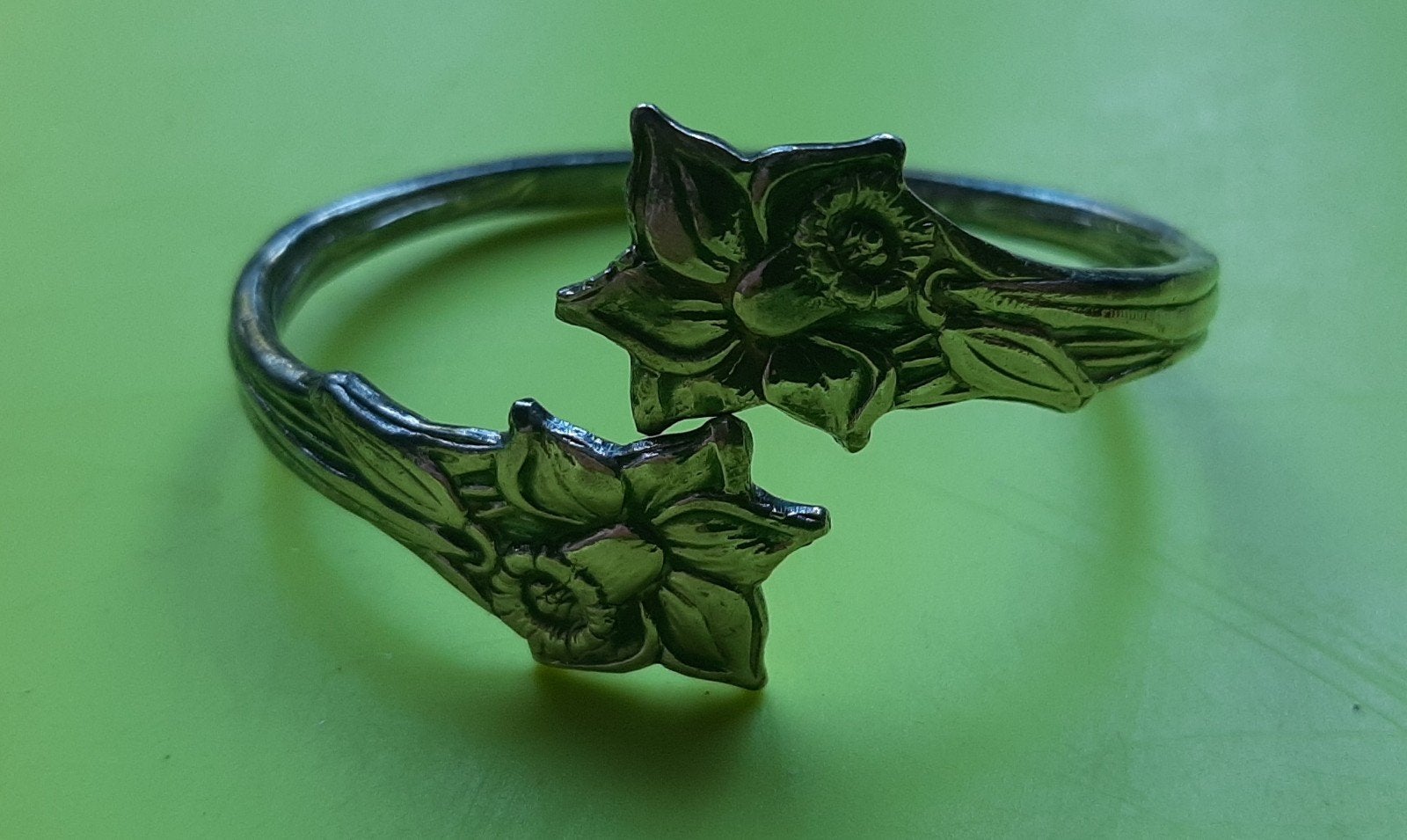 Verzilverde kinderarmband. Gero. George Nilsson. Narcissen., Ophalen of Verzenden, Zilver, Zilver