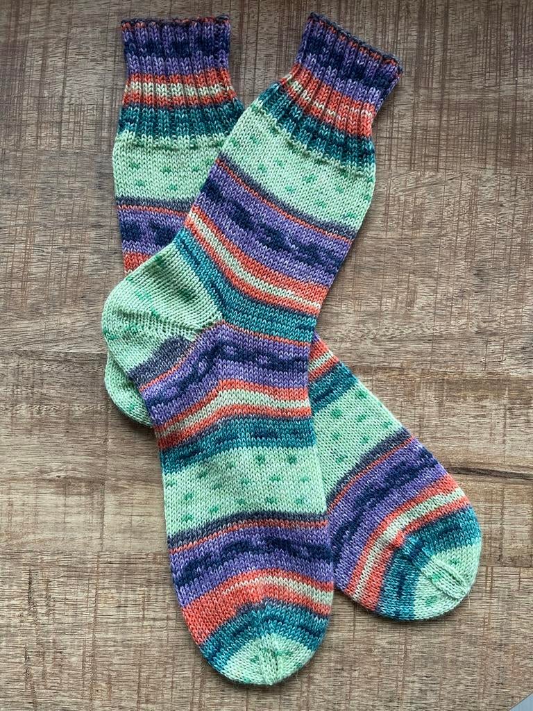 Handgebreide Wolsokken -m.44 kopen 4 paar-gratis verzending, Kleding | Dames, Sokken en Kousen, Sokken en Kniesokken, Overige kleuren