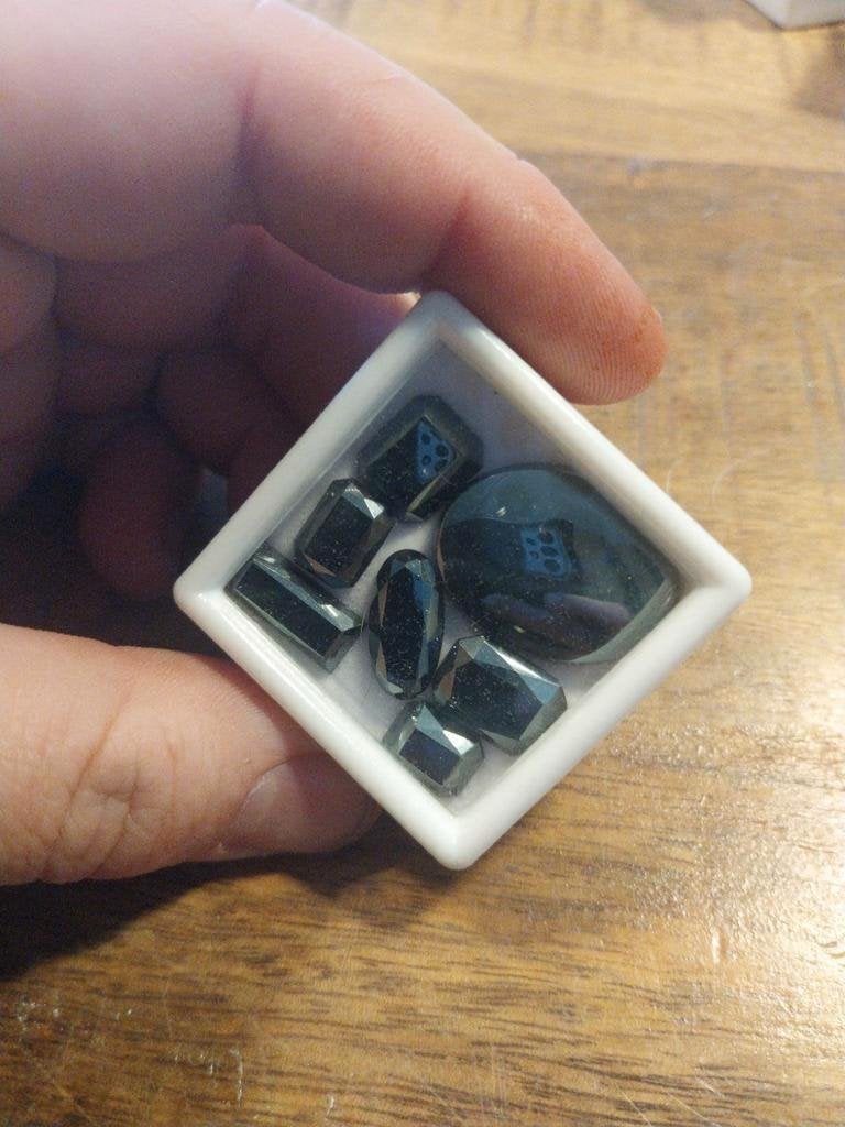 Lot grote en kleine hematiet cabochons, Ophalen of Verzenden