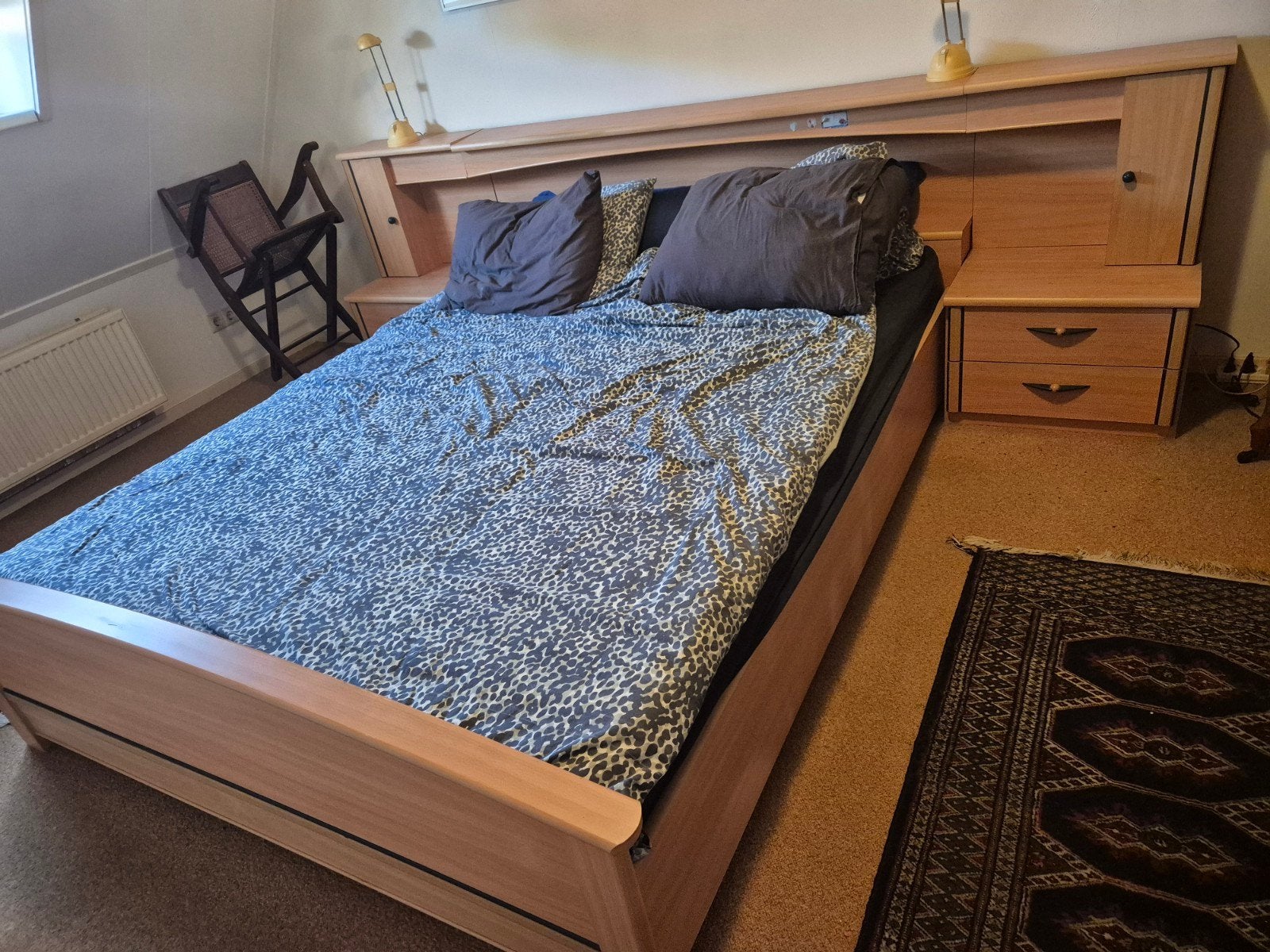 Complete slaapkamer set: bed, kledingkast, ladekast, spiegel, Ophalen, Gebruikt, Tweepersoons, Modern, functioneel