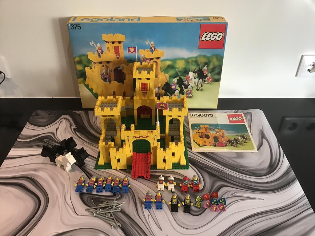 Lego 375 Groot Kasteel, Ophalen of Verzenden, Gebruikt