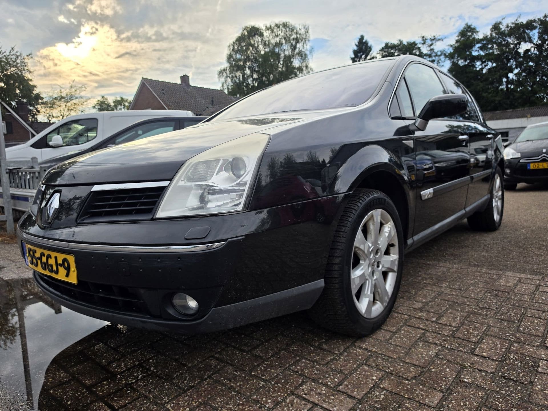 Renault Vel Satis 2.0 16V Initiale ( A.P.K AUG 2027 !), Auto's, Voorwielaandrijving, 1998 cc, Gebruikt, 4 cilinders
