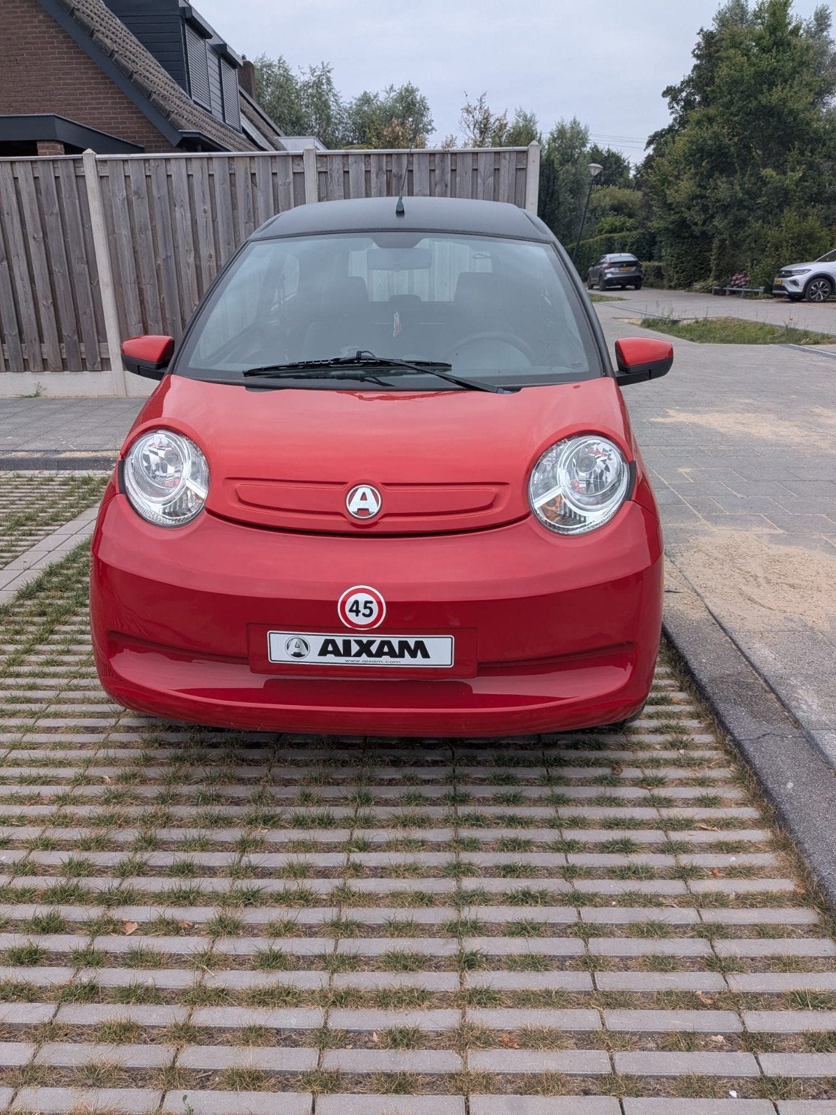 Aixam sensation minauto cross uit 2023, Zo goed als nieuw, 16 km/u of meer, 46 km of meer, Ophalen