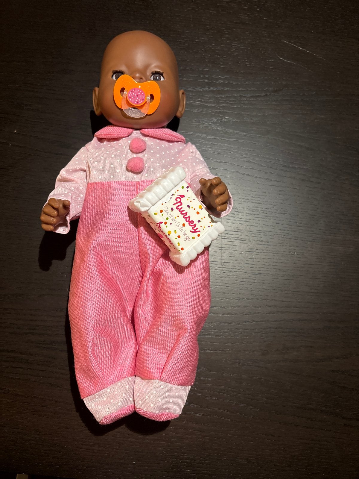 Babypop met roze pakje en speen, Ophalen of Verzenden, Zo goed als nieuw, Babypop