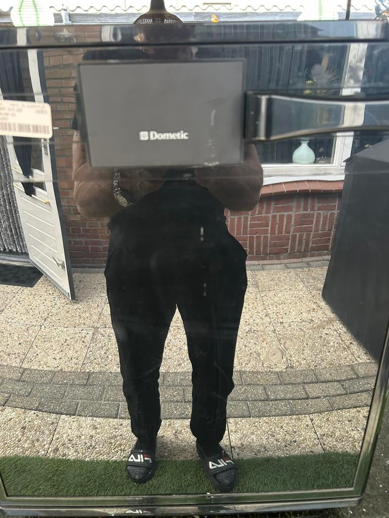Dometic koellkastje, Witgoed en Apparatuur, Koelkasten en IJskasten, Ophalen, Zonder vriesvak, Minder dan 45 cm, Minder dan 85 cm