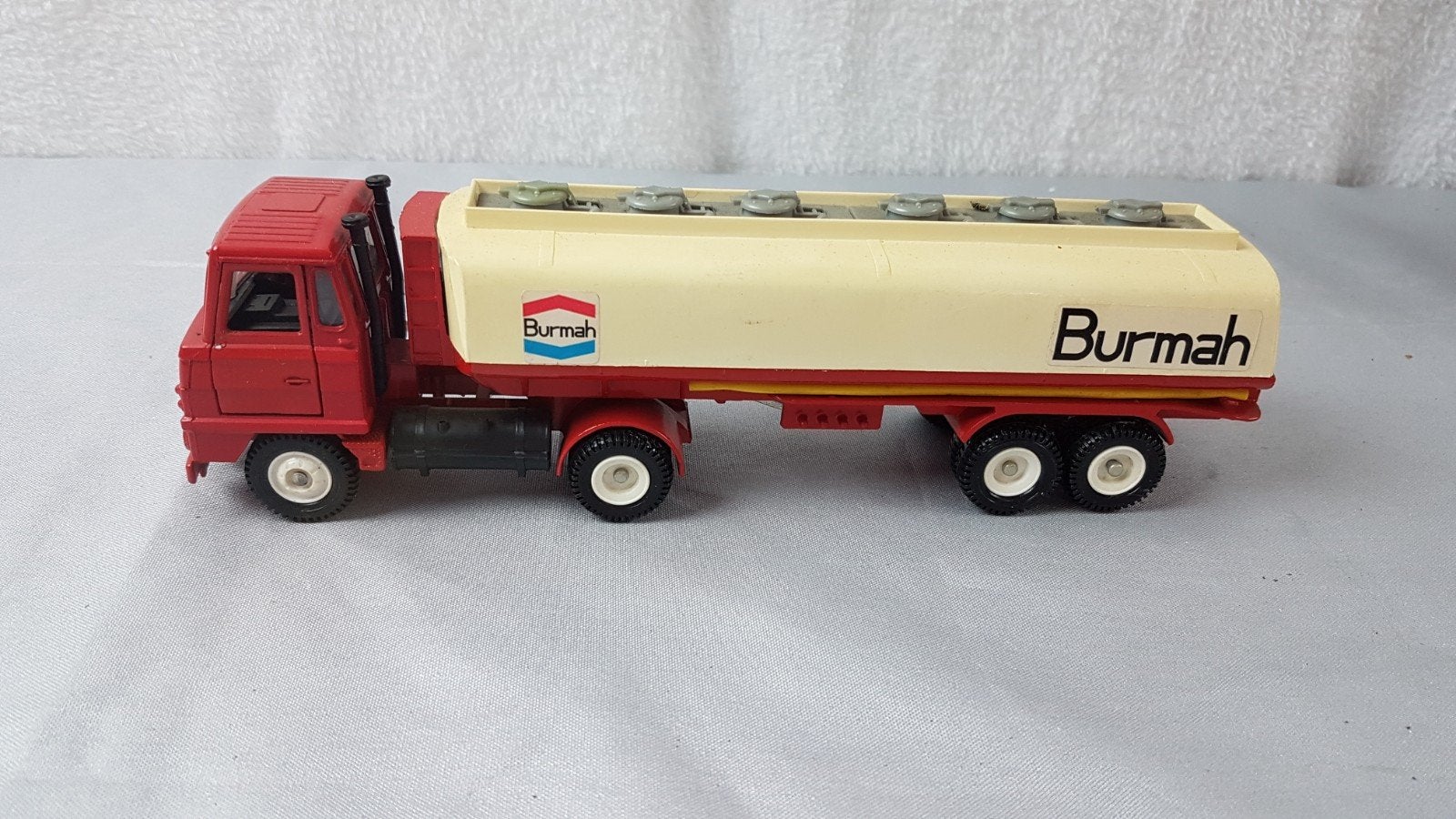 Dinky Toys Foden Tanker Burmah - Vintage Modelauto, Ophalen of Verzenden, Gebruikt, Bus of Vrachtwagen