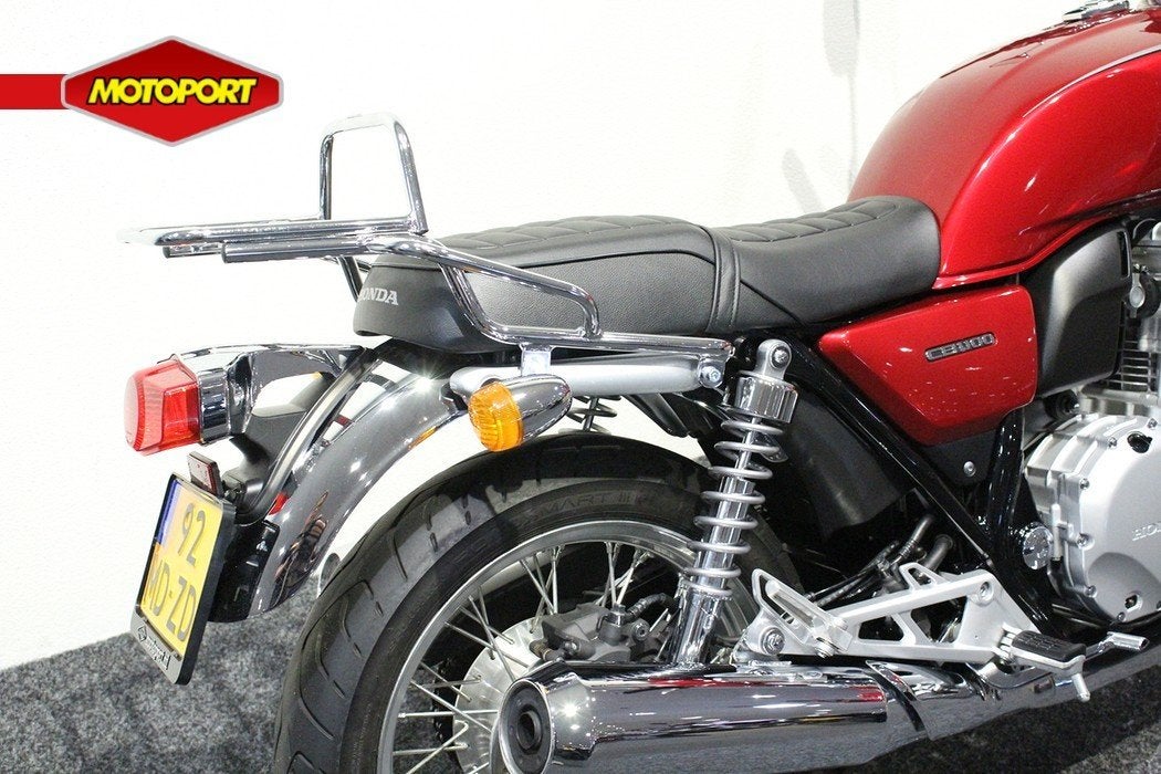 Honda CB 1100 EX (bj 2014), Motoren, CAPRONILAAN 1
1119 NN  SCHIPHOL-RIJK, NL, Naked bike, HONDA NEDERLAND BV, Cco@honda-eu.com