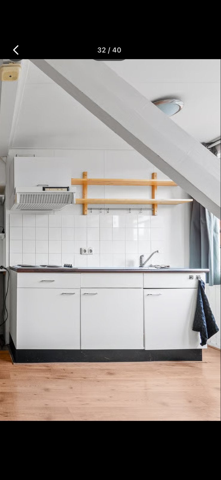 Gratis: Compacte keuken met kookplaat en spoelbak, Huis en Inrichting, Ophalen, Gebruikt, Wit, Enkelwandige keuken