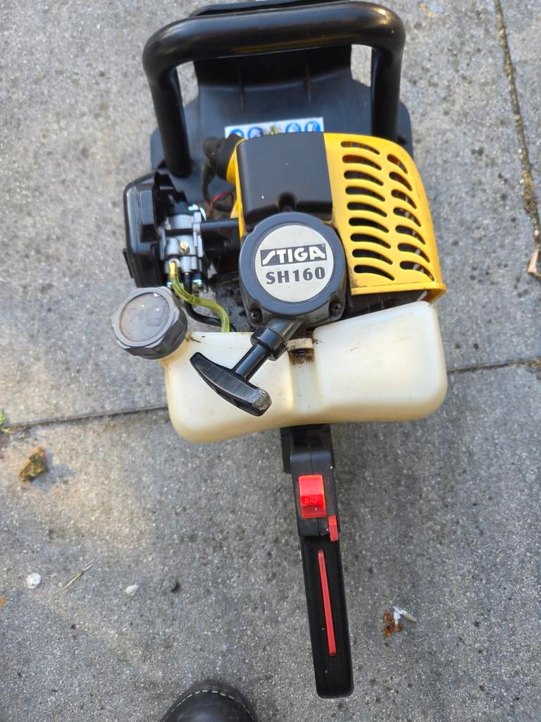 Stiga Benzine Heggenschaar SH160 - Nieuwe Carburateur, Tuin en Terras, Ophalen