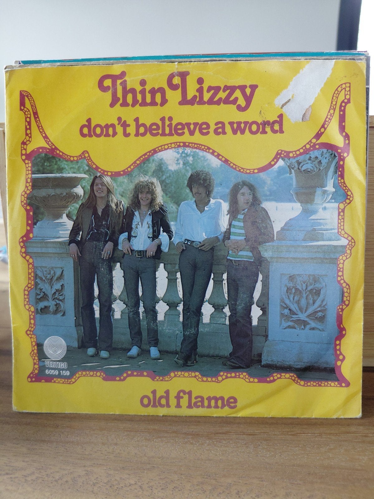 Thin Lizzy - don't believe a word, Ophalen of Verzenden, Zo goed als nieuw, Overige formaten, Poprock